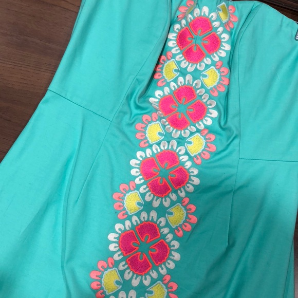 Vineyard vines dress - Picture 2 of 4